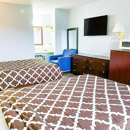 Happy Stay Inn Madisonville I-69 By Oyo ภายนอก รูปภาพ