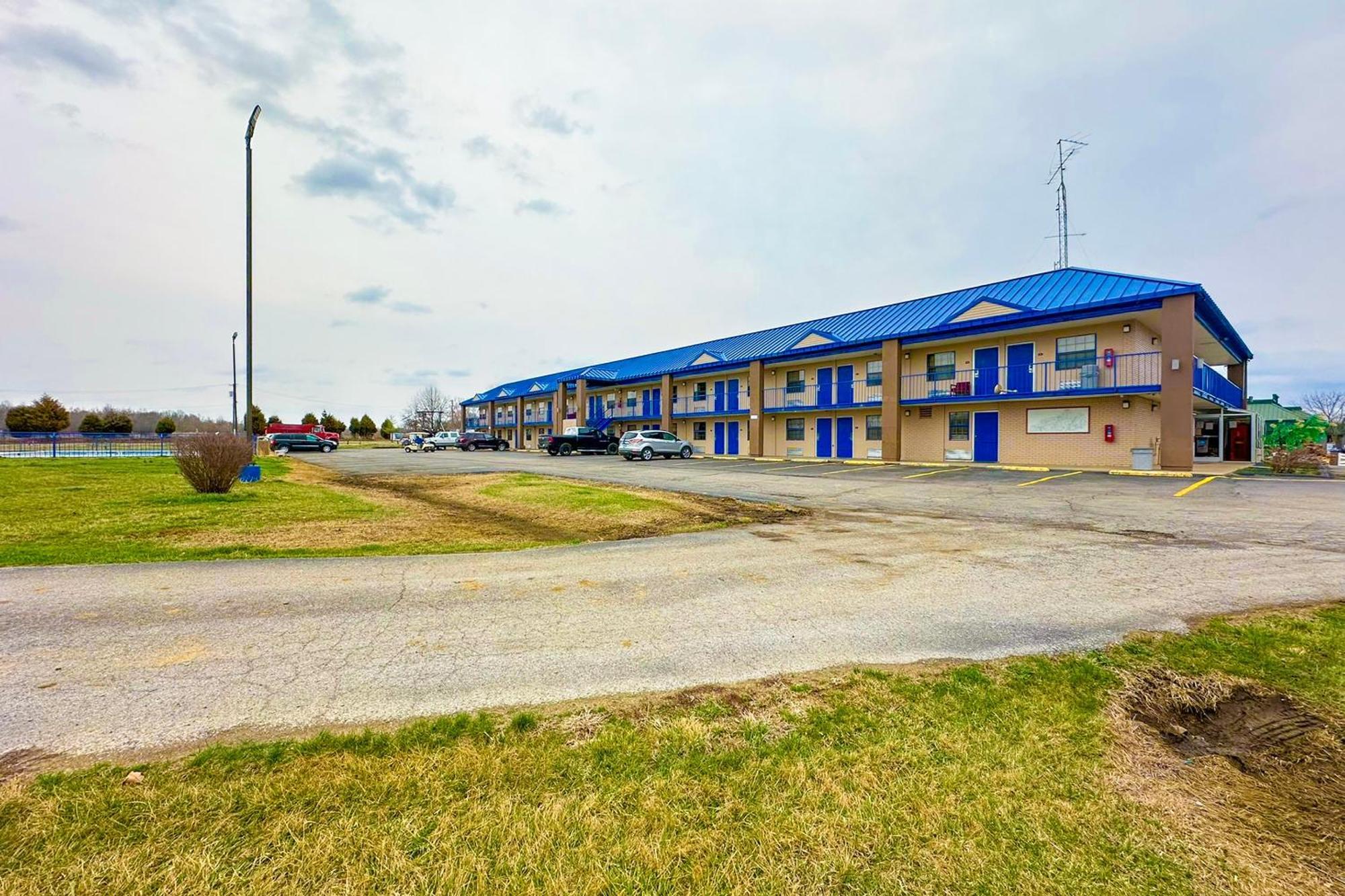 Happy Stay Inn Madisonville I-69 By Oyo ภายนอก รูปภาพ