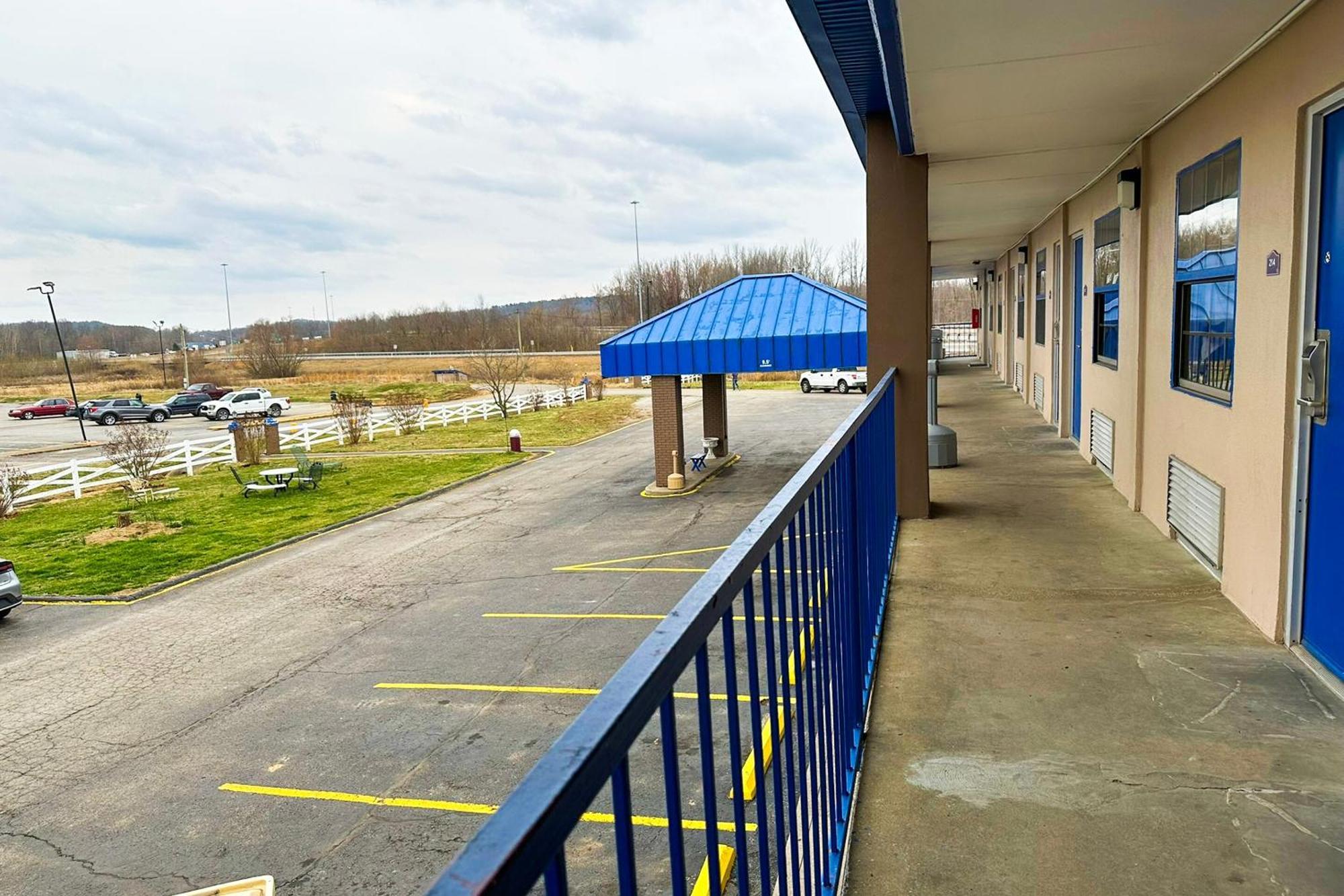Happy Stay Inn Madisonville I-69 By Oyo ภายนอก รูปภาพ