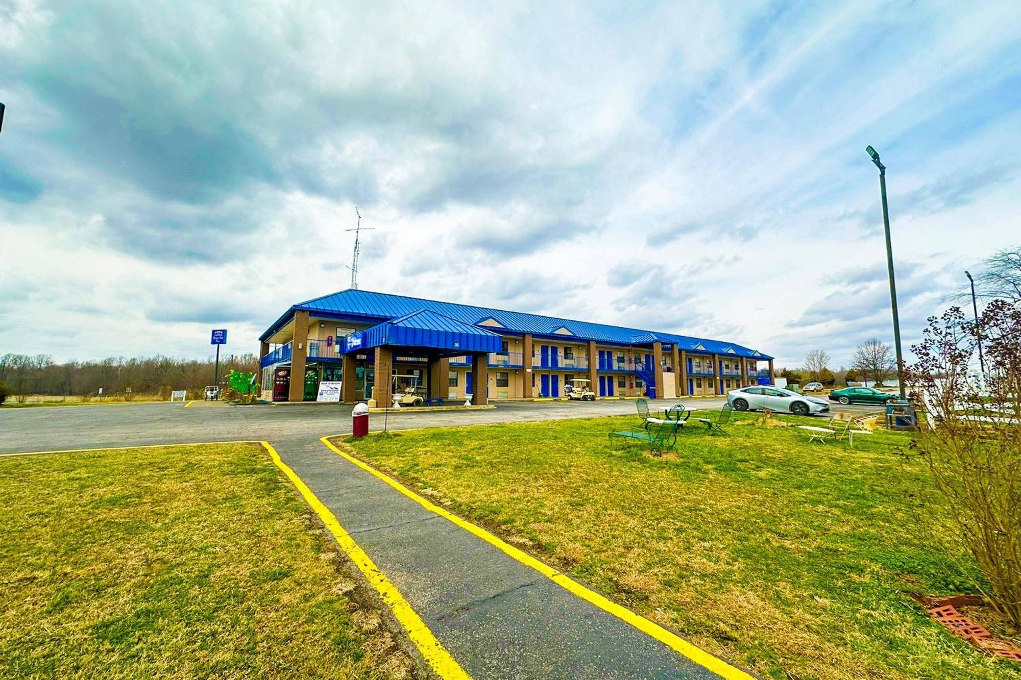Happy Stay Inn Madisonville I-69 By Oyo ภายนอก รูปภาพ